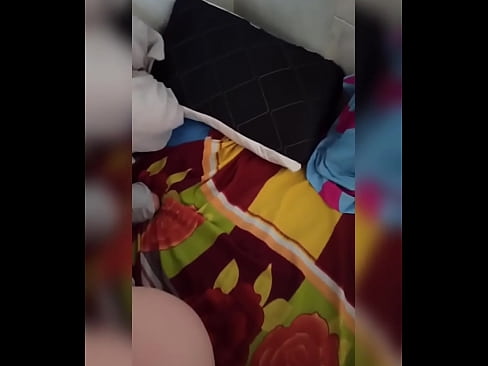 ❤️ Babaturan sakamar kuring cicing di bumi nyalira sabab salakina nuju liburan sareng kuring nyandak kasempetan pikeun bangsat sareng ngeusian buritna ku susu. ❌ video bangsat dina su.niceporn.ru
